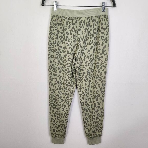 D&Co Active Green Leopard Print Lounge Set Size XS XXS Green Matching Set - Picture 7 of 10